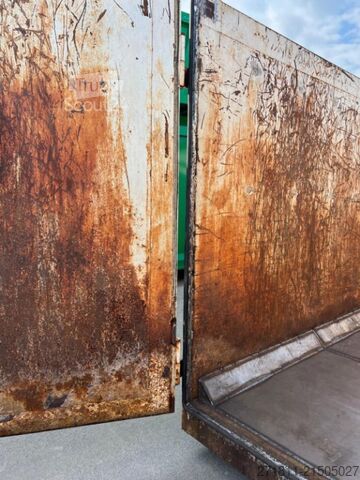 Roll-off container  CONTAINER SCARRABILE USATO A CIELO APERTO STAGNO