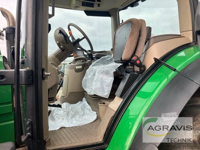 Traktor John Deere 6125 R