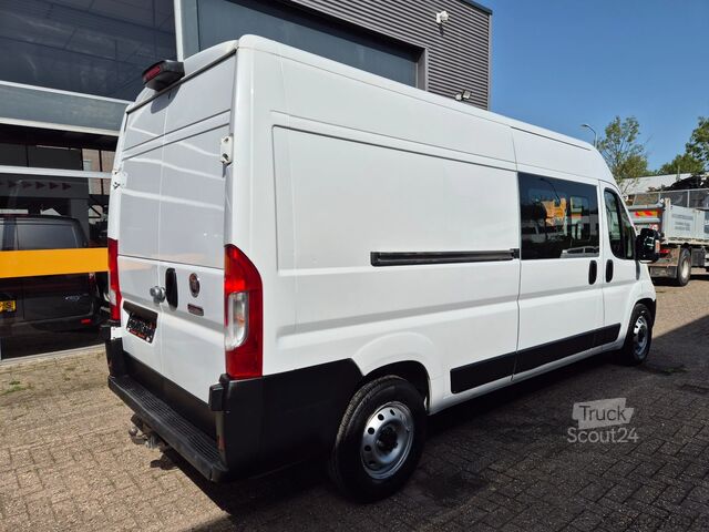 Carrinha de entregas cabina dupla Fiat Ducato 2.2D L3H2/ DC 6pers/ Airco/ Navi/ Camera