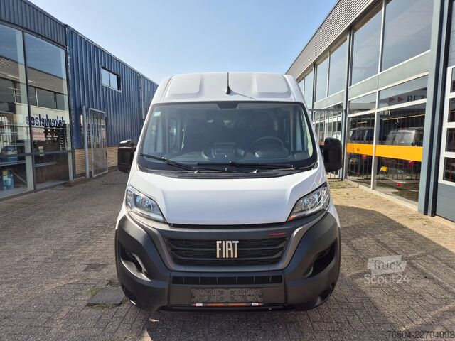 Carrinha de entregas cabina dupla Fiat Ducato 2.2D L3H2/ DC 6pers/ Airco/ Navi/ Camera