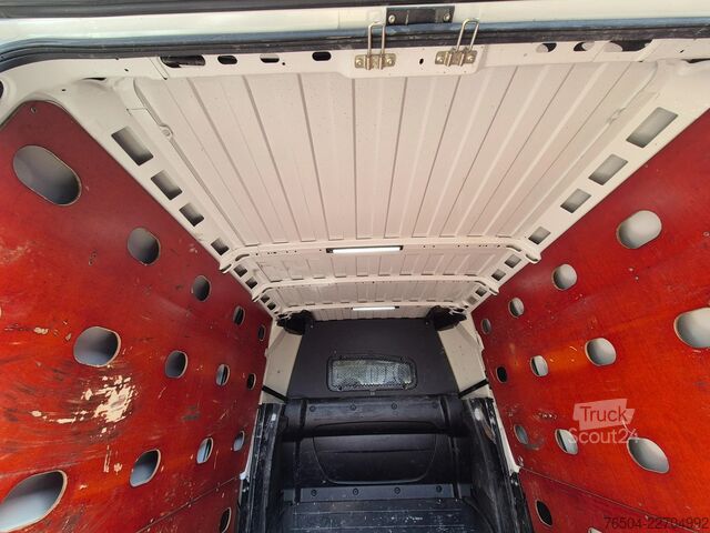 Carrinha de entregas cabina dupla Fiat Ducato 2.2D L3H2/ DC 6pers/ Airco/ Navi/ Camera