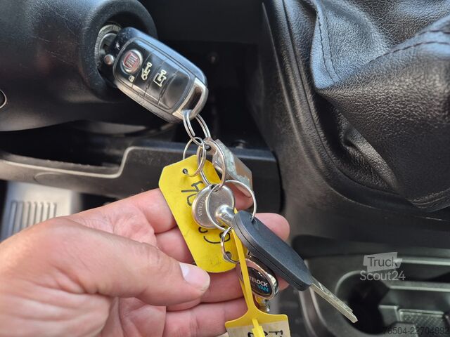 Carrinha de entregas cabina dupla Fiat Ducato 2.2D L3H2/ DC 6pers/ Airco/ Navi/ Camera