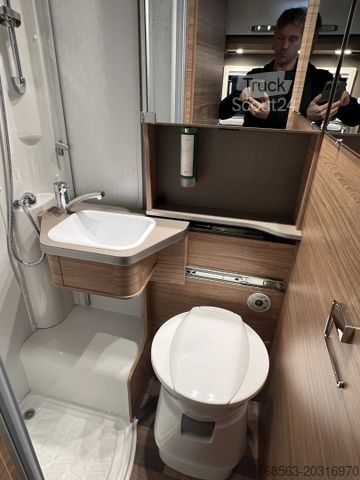 Half-integraal camper WEINSBERG CaraCompact 600 MEG "PEPPER"  LP 84.847 ¤!