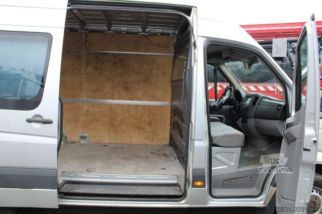 Aukštas mikroautobusas VOLKSWAGEN Crafter 2.5 TDI Kasten 3,5 t + AHK, Klima,