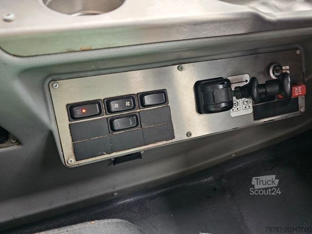 Mestský autobus MERCEDES-BENZ O530 LE, Retarder, Evobus, Fahrerklima