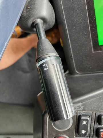 Mestský autobus MERCEDES-BENZ O530 LE, Retarder, Evobus, Fahrerklima