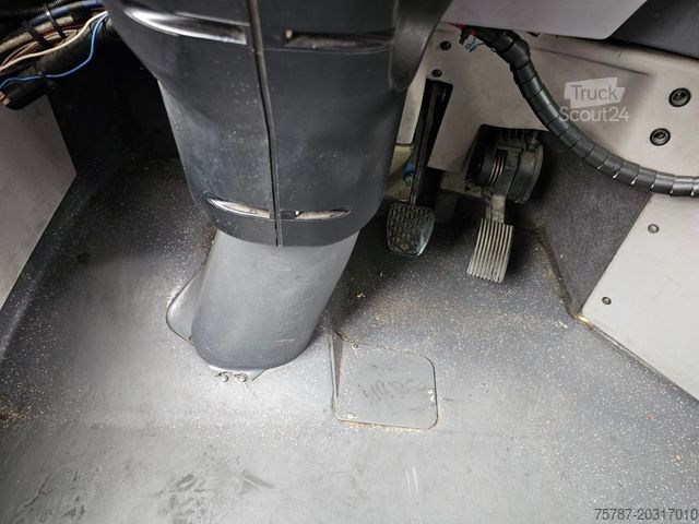 Gelede bus MERCEDES-BENZ O 530 G, Gelenkbus, 3 Achser, Retarder