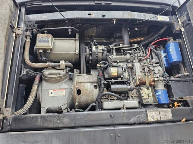 Semirimorchio frigorifero SCHMITZ CARGOBULL City Tiefkühler, Carrier Maxima 1300
