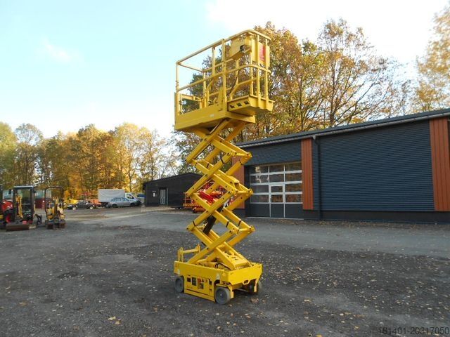Delovna platforma GENIE GS 1330, Leichtscherenarbeitsbühne Genie 5,9 m