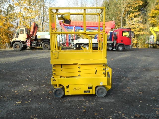 Delovna platforma GENIE GS 1330, Leichtscherenarbeitsbühne Genie 5,9 m