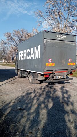 Platós teherautó Iveco Eurocargo