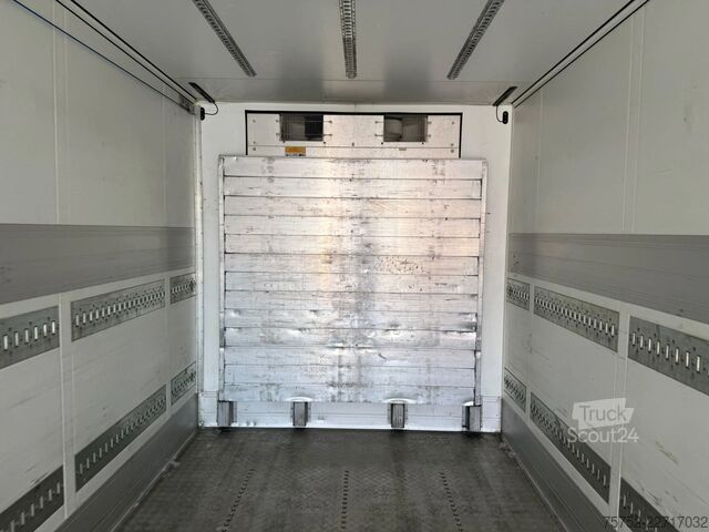 Transporte refrigerado/congelado Schmitz Cargobull N/A Carrier Vector 1550 D+E 250H 265B APK/TUV 0...