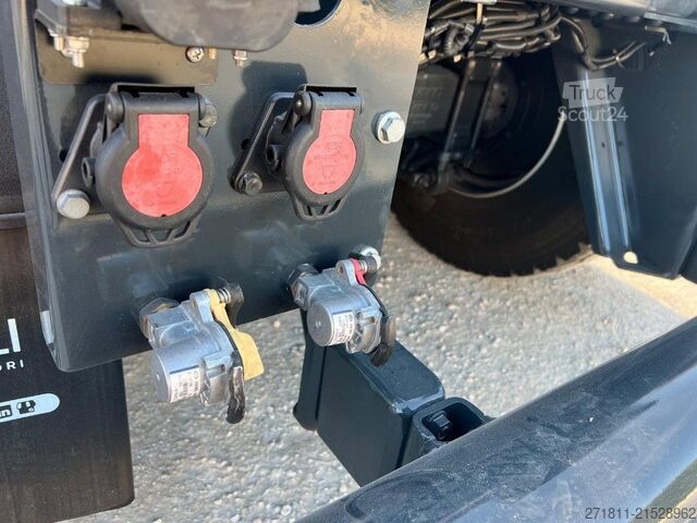 Kampós konténer IVECO IVECO TRAKKER T-WAY AD500 NUOVO SCARRABILE