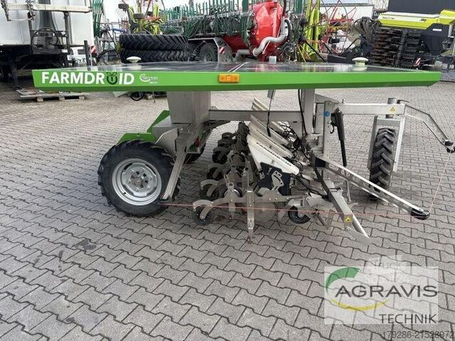 Tractor FarmDroid FD20