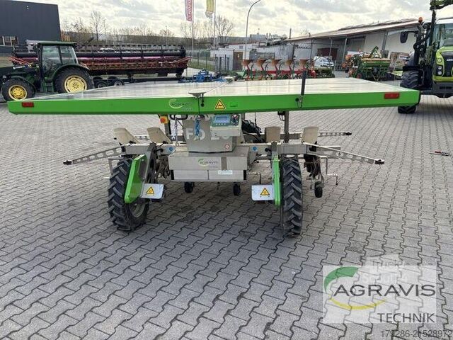 Tractor FarmDroid FD20