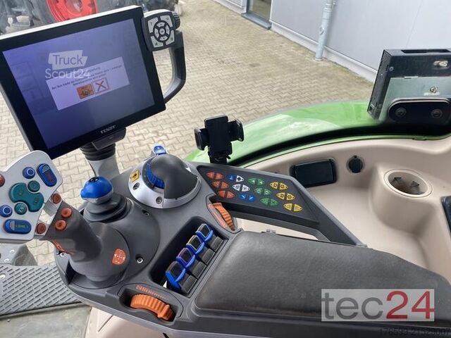 Tractor Fendt 724 VARIO S4