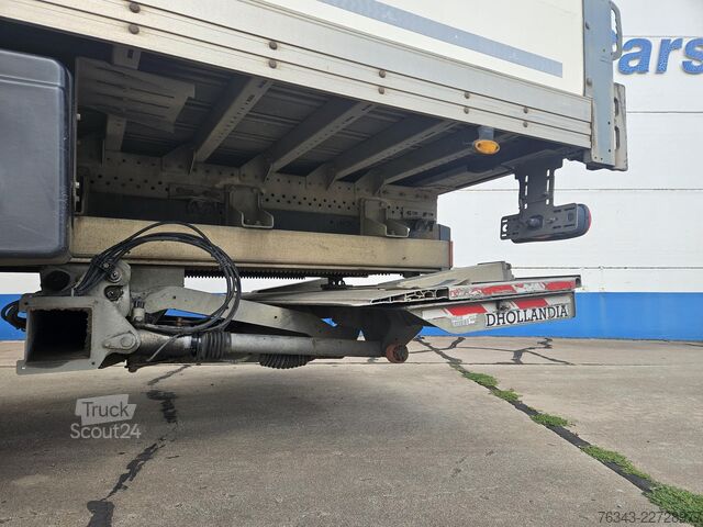 Dobozos teherautó DAF LF 320 FA