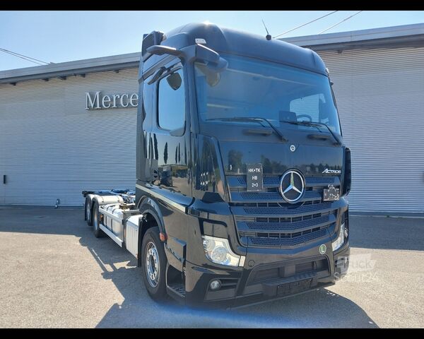 Châssis interchangeable avec structure caisson MERCEDES-BENZ Actros 5 25 6x2 - Actros 5 2553 L 6x2