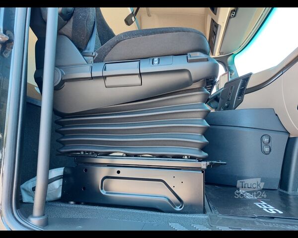 Châssis interchangeable avec structure caisson MERCEDES-BENZ Actros 5 25 6x2 - Actros 5 2553 L 6x2
