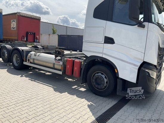 Φορτηγό εναλλασσόμενου αμαξώματος IVECO S-WAY 460 LNG RETARDER MULTI WECHSLER, MIETKAUF MöGL.