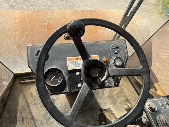 Tandeminis ritinėlis Caterpillar CS 563 C (original low hours !!)