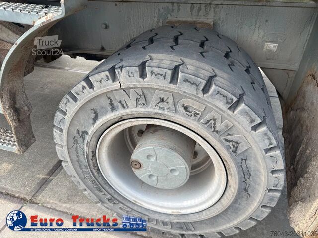 Pelle sur roues Liebherr A924 C