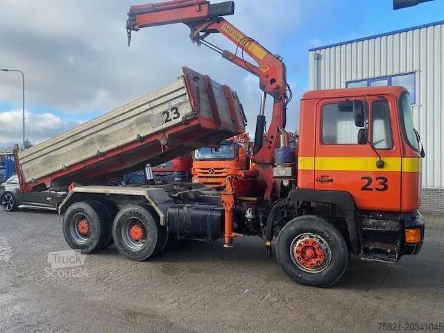 Pašizgāzējs ar celtni MAN 26.332 6x4 + Palfinger PK 12000