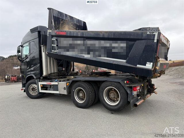 Tipper Volvo FH16 750 6x4 combo truck with hydraulics