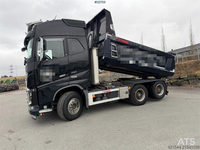 Tipper Volvo FH16 750 6x4 combo truck with hydraulics
