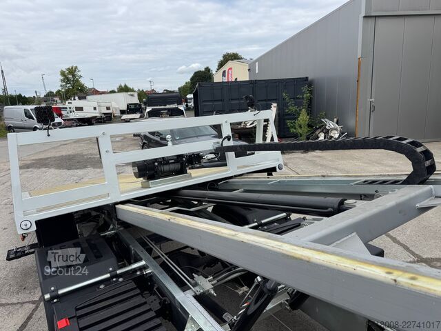 Furgoneta caja Iveco Daily 70C15H/Schiebeplateau/ Einzelplate