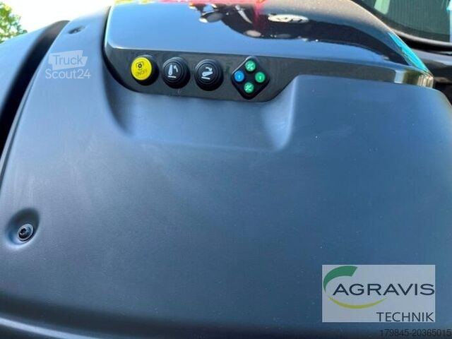 Traktor Valtra T 235 D