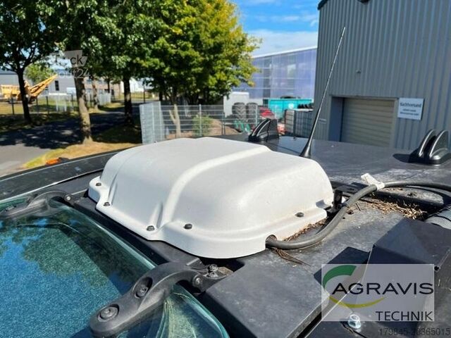 Traktor Valtra T 235 D