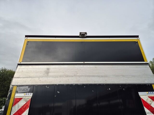 Dostavno vozilo s kesonom Fuso Canter 7C18 Aut., Koffer LBW AHK
