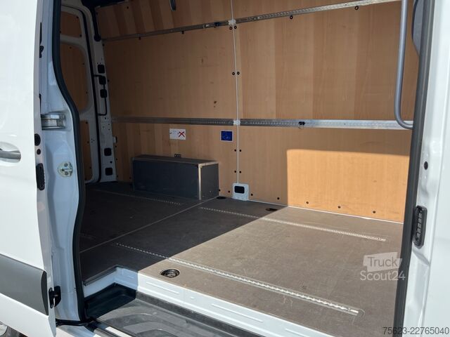 Fourgon tôlé Mercedes-Benz Sprinter 317 CDI Kasten L2 Klima Sitzh. Tempomat