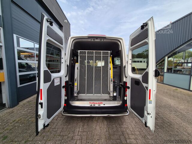  VW Crafter 2.0 TDI/ DSG/ Wheelchair/ 8+1