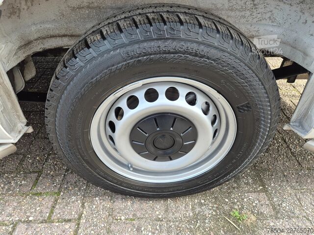  VW Crafter 2.0 TDI/ DSG/ Wheelchair/ 8+1
