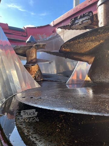 Fodringsteknik & utfodringsteknik Strautmann Verti-Mix 1702 D-SF