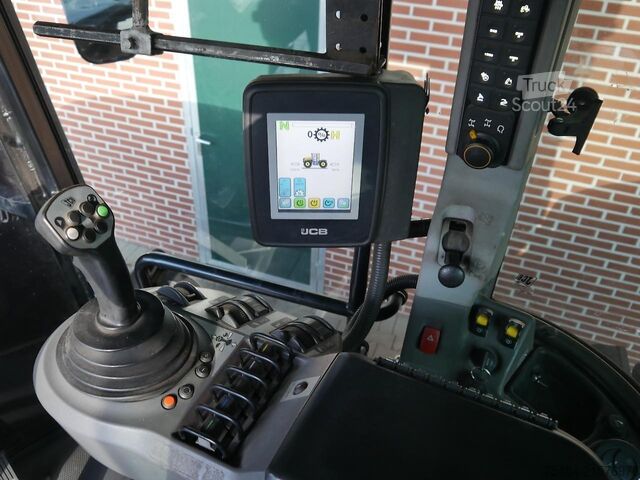 Tractor JCB Fastrac 4220 25 years Edition *neuer Triebsatz*