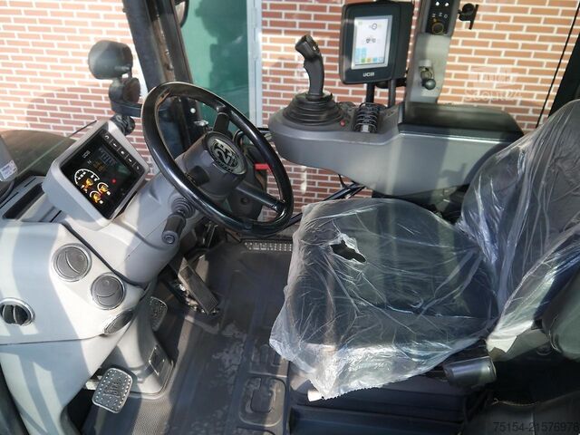 Tractor JCB Fastrac 4220 25 years Edition *neuer Triebsatz*