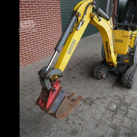 Minikotró Wacker Neuson 803