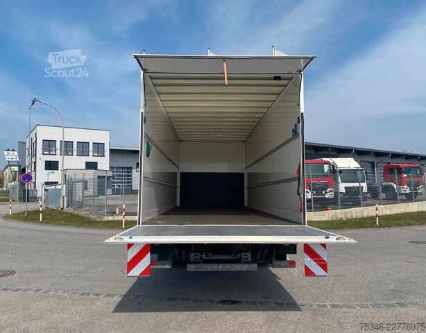 Vrachtwagen met bakwagen MAN TGM 15.290 BL/Koffer/3Sitzer/NL8,0 To/LBW/17 tkm