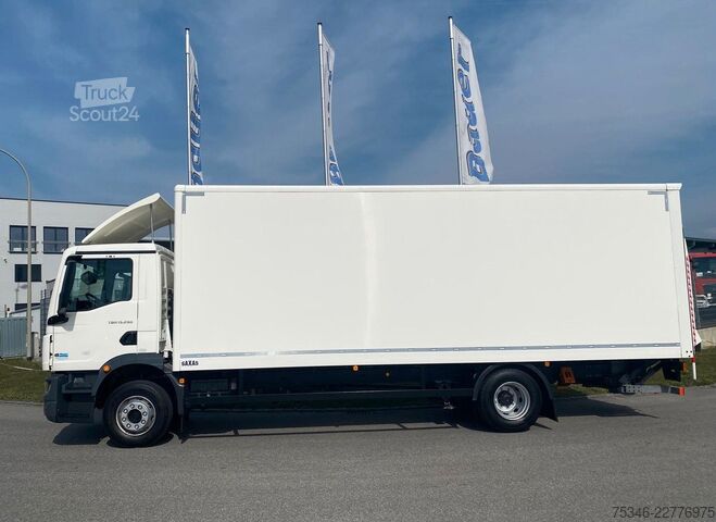 Vrachtwagen met bakwagen MAN TGM 15.290 BL/Koffer/3Sitzer/NL8,0 To/LBW/17 tkm