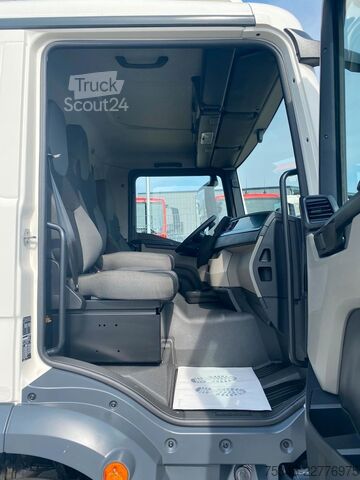 Vrachtwagen met bakwagen MAN TGM 15.290 BL/Koffer/3Sitzer/NL8,0 To/LBW/17 tkm