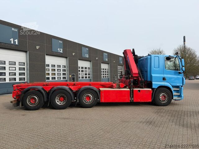 Roll-off-kippi kuorma-auto DAF CF520 8x2-6