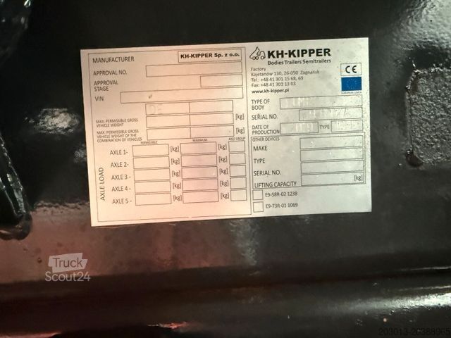 Three-sided tipper truck IVECO Tracker AD380T50 6x4 KH Kipper Bordmatik