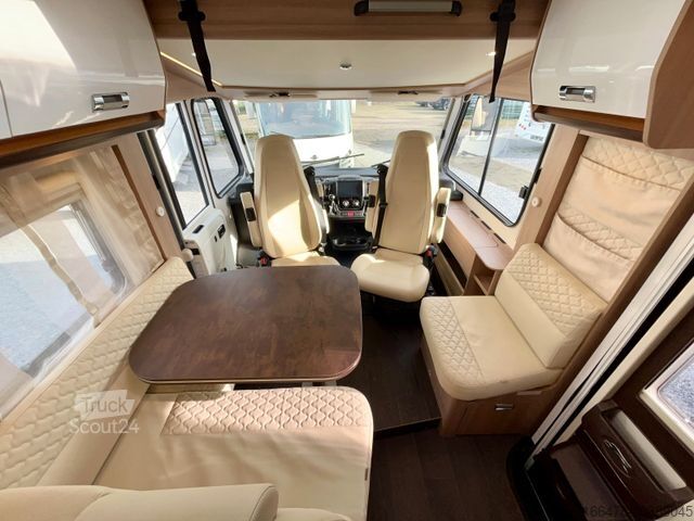 Інтегрований автокемпер LAIKA Kosmo 909 *Einzelbetten-Hubbett-Automatik*