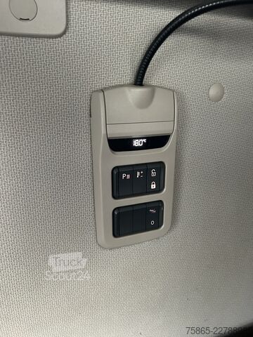Volum SZM DAF XF 450 FT SC / 857 dkm / Tacho V2 / 2 Tanks / N...