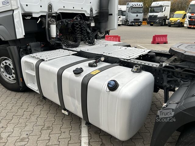 Standard-SZM Mercedes-Benz Actros 1845 Gigaspace / Tacho V2 / 371 dkm / Bl...