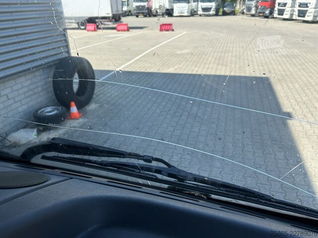 Koffert Man TGL 10.180 Euro 5 EEV / 542 dkm / Motor Problem...