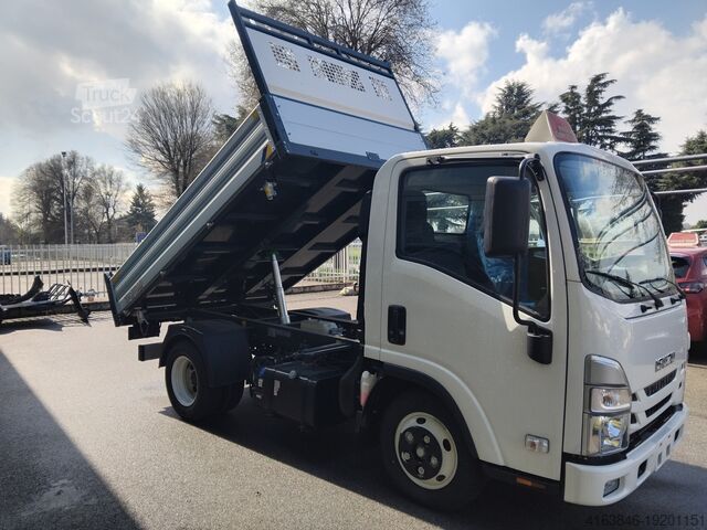 Camião basculante de três lados Isuzu M21 tt
